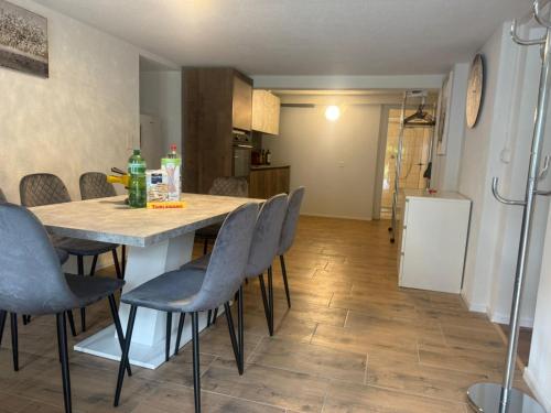 Ferienwohnung Winterzeit EG - Interlaken Thun Spiez Kandersteg in Wimmis, Schweiz