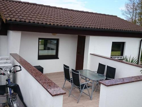 Bungalow by the Baltic Sea with Parking in Hohenkirchen, Deutschland
