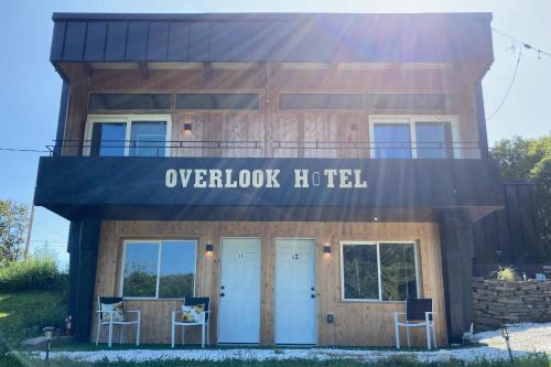 Overlook Hotel in 索格蒂斯