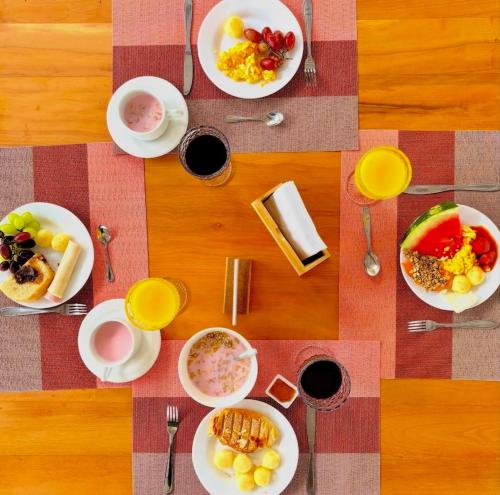 Pousada Casa Canoa - Pé na Areia & Alta Gastronomia – Guarujá, NY