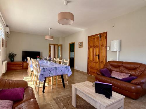 บริการและสิ่งอำนวยความสะดวก, Casa Generoso en Navalcán (Casa Generoso en Navalcan) in โอโรเปซา