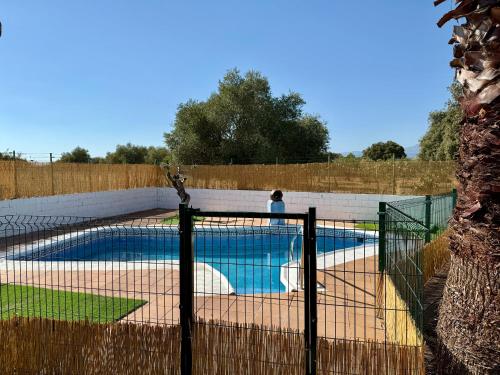 สระว่ายน้ำ, Casa Generoso en Navalcán (Casa Generoso en Navalcan) in โอโรเปซา