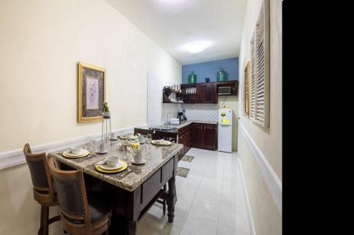 บริการและสิ่งอำนวยความสะดวก, Breezy Castle Villa with private pool overlooking the Sea and Blue Mountains in พอร์ต มาเรีย