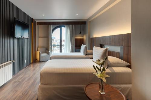 Altus Hotel Express in 拉巴斯市中心