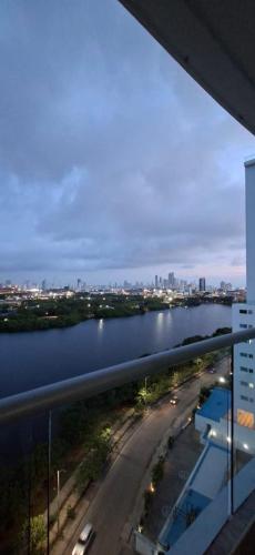 Vista Panoramica a La Popa - Alojamiento Familiar con Piscina