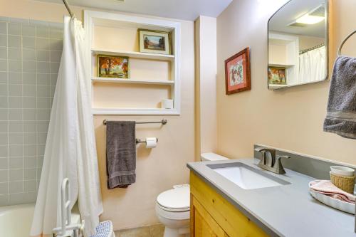 Walk to Mueller Lake Park! Home w/ Patio & Yard - image 2