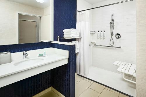 Fairfield Inn & Suites by Marriott Sheridan - image 10