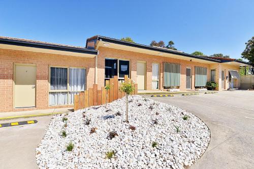 Cranbourne Motor Inn - Accommodation - Cranbourne