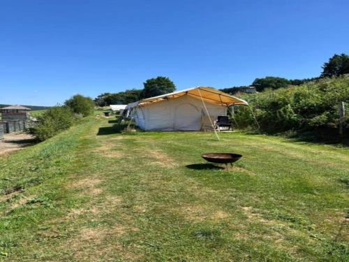 Cozy Tent Stay with Activities gîte à louer Wanne