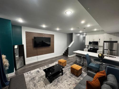 Sleeps 8