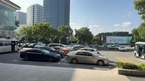 Juyue hotel Hongqiao Airport, Shanghai (foto 9)