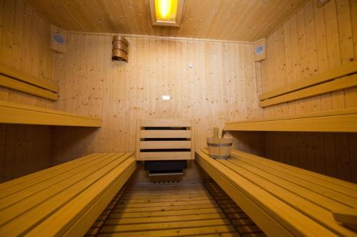 Sauna, Hotel Mountime in Tasch