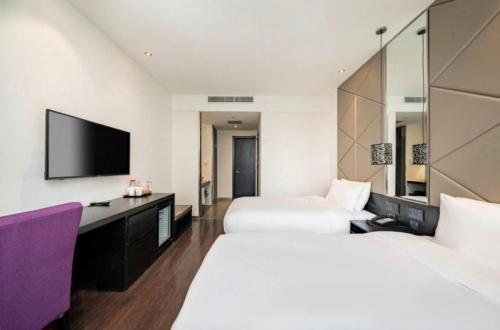 Juyue hotel Hongqiao Airport, Shanghai (foto 3)