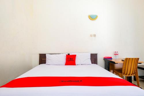 RedDoorz Syariah near Alun Alun Kebumen