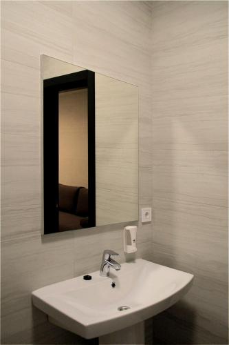 Superior Room with Sofa image 1