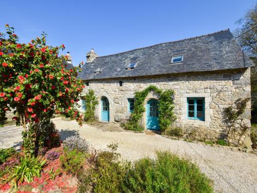 Viesnīcas āriene, Holiday Home in Huelgoat near Monts dArree in Huelgoat