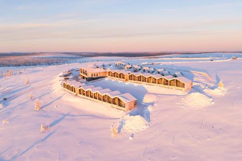 Star Arctic Hotel - image 7