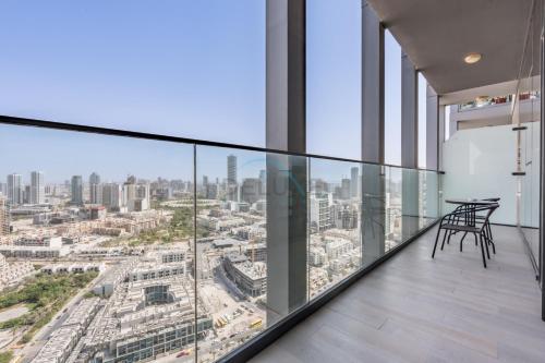 Stay Near the Park with Easy Exit from JVC, Just Minutes to Dubai Marina and Palm Jumeirah - Bloom Towers A, JVC by Deluxe Holiday Homes, Dubaï (photo 6)