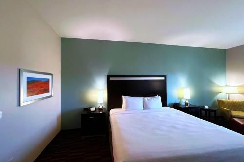 Best Western Plus Desert Poppy Inn - main image