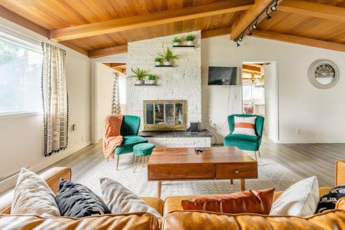 8BR RetreatSleeps 20Deck BBQ SeaTac Sophari J – khách sạn tại Sân Bay Quốc Tế Sea Tac