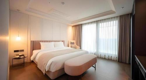 HOTEL D EDITION in داي جيون