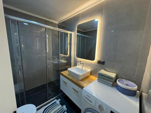 Bright Flat with Pool & Private Beach 750m to Sea, Alanya (fotografie 6)