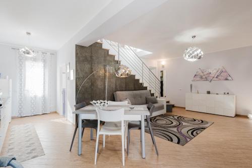 ทัศนียภาพภายนอกโรงแรม, Baronehome Sicily in กาเซ บอสชา