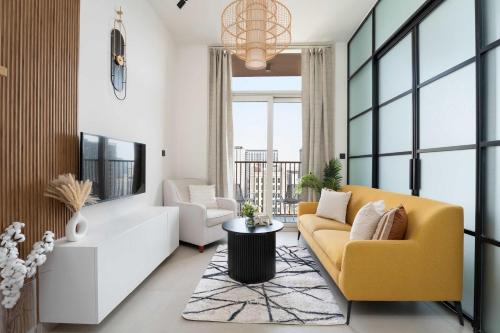 Stylish 1BR Dubai Hills Walk to Park & Mall, Dubai (Foto 2)
