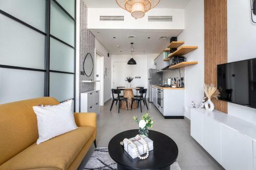 Stylish 1BR Dubai Hills Walk to Park & Mall, Dubai (Foto 3)