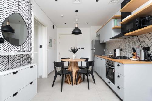 Stylish 1BR Dubai Hills Walk to Park & Mall, Dubai (Foto 8)