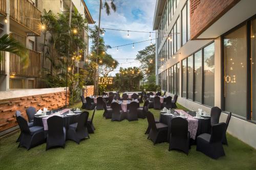 ハリス ホテル & レジデンス サンセット ロード バリ