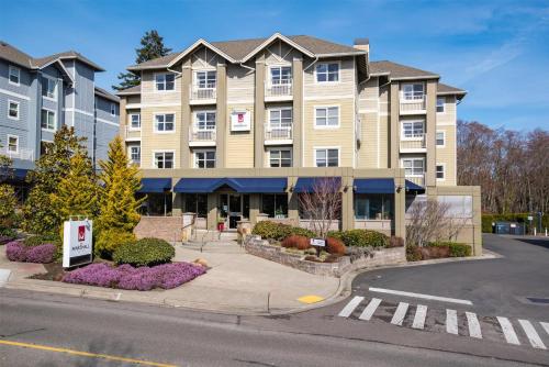 Marshall Suites Bainbridge Island, SureStay Collection by BW thumb 3
