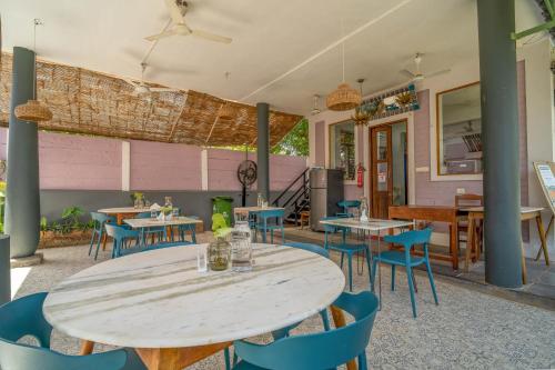 Food and beverages, Lahe by Loka in Auroville