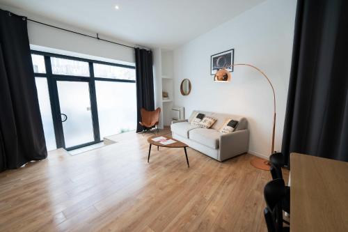 Modern Apartment in the Heart of Chartrons, Bordeaux (Foto 3)