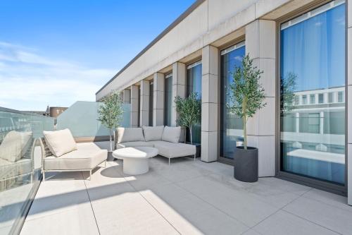 Voya Residence Zenit Royal - Luxury Apart Hotel Rooftop Views & Concierge - image 3