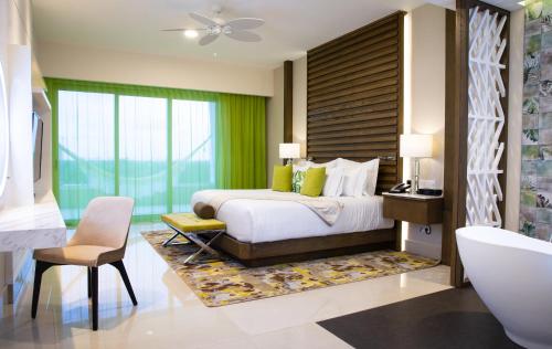3 Bedroom Oceanfront Residence in Garza Blanca Resort & Spa Cancun, Cancún (zdjęcie 5)