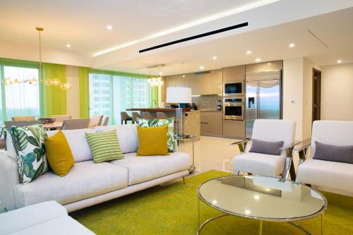 3 Bedroom Oceanfront Residence in Garza Blanca Resort & Spa Cancun, Cancún