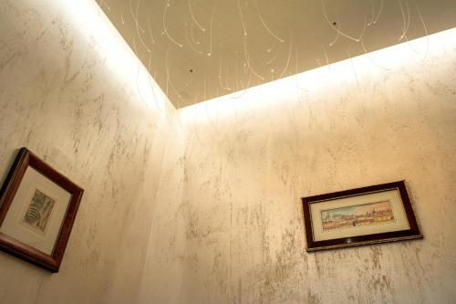 Barcaccia Exclusive apartment - image 5