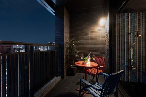 room detail thumbnail 1