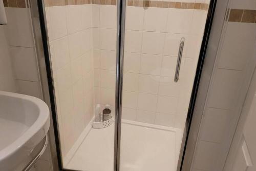 Apartment - Sleeps 2 - Parking - Wi-Fi, Reading (foto 2)
