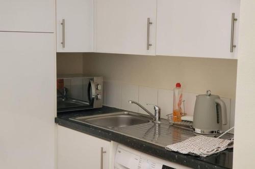 Apartment - Sleeps 2 - Parking - Wi-Fi, Reading (foto 5)