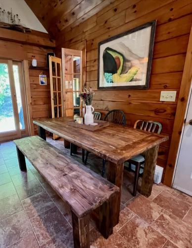Perfect Vermont Battenkill Log Cabin in Sandgate