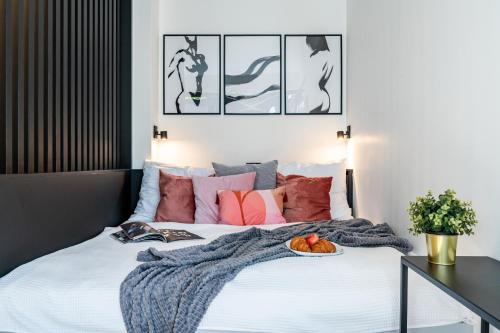 Prague Days - Premium Studios w Stunning Terraces - Easy City Access, Прага (фото 4)