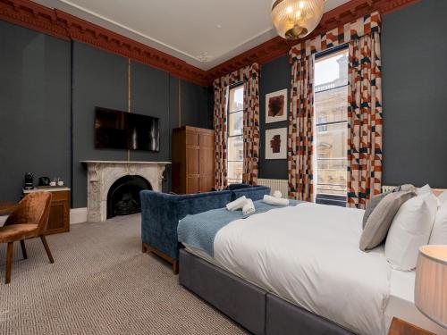 Pass the Keys Large Stylish room in the Heart of Bath, Bath (photo 8)