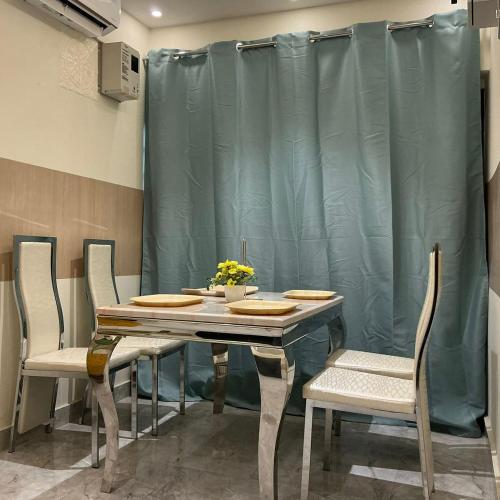 Restaurant, Dpk LODGE in Nord Kaneshie