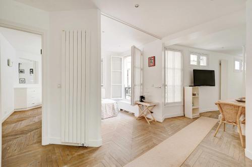 Bright apartment -1BR-2P- Jardin du Luxembourg - image 5