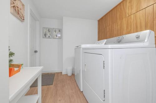 Quaint 1 bedroom lower suite in Victoria, BC in Victoria, Canada