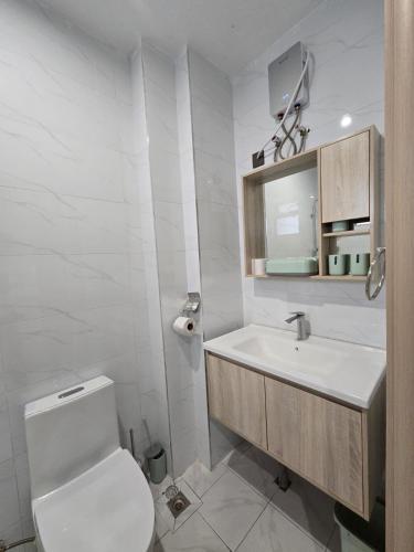 Dutxa, Wander Loft Residences in Ruaka