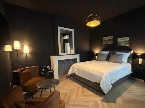1 queen bed