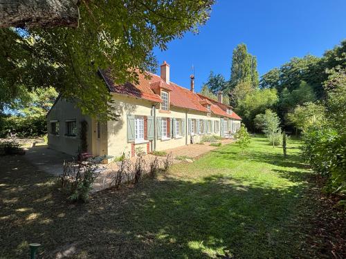 Viesnīcas āriene, La Haute Trémière (La Haute Tremiere) in Charenton-du-Cher